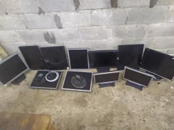 Samsung. 19" ����