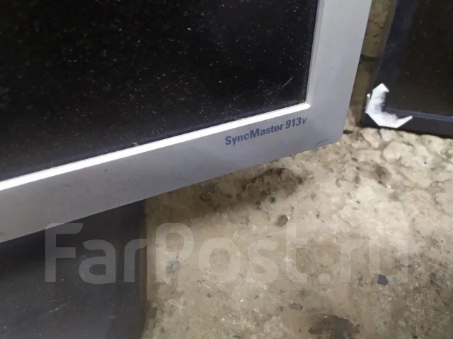 Samsung. 19" ����