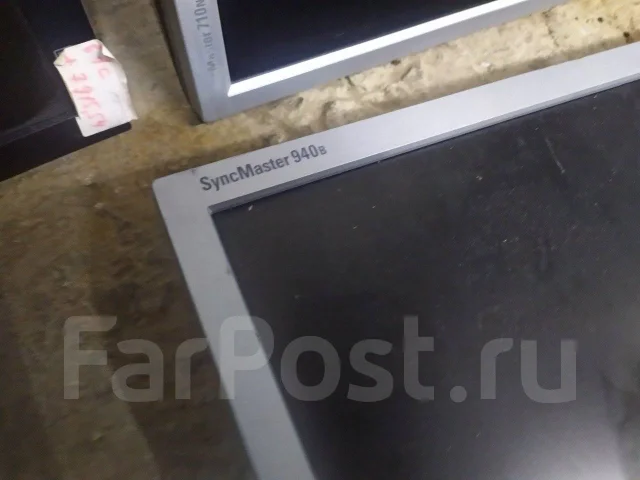 Samsung. 19" ����