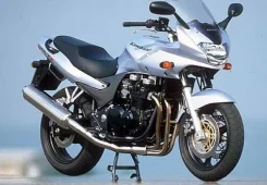 Kawasaki ZR-7S. 750����. ��., ��������, ���, � �������� ����