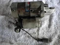 ������� Nissan Largo [233005C016] 233005C016 ����
