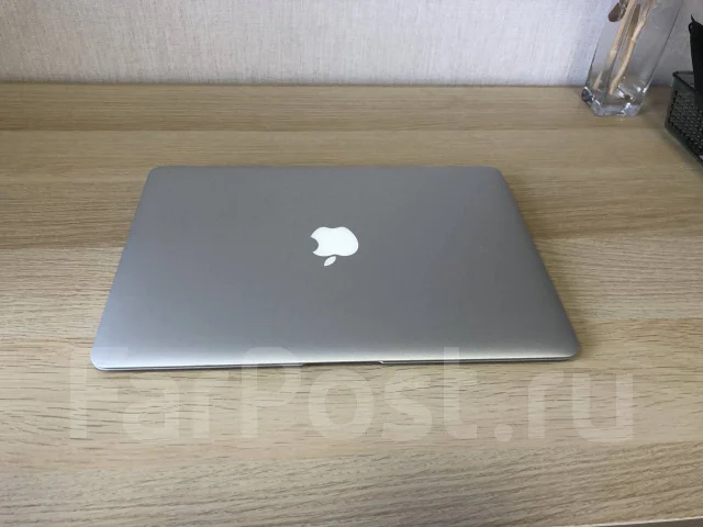 Apple MacBook Air 13 2017 Mid. 13.3", 1,8����, ��� 8 ��, ���� 128���, WiFi: 1, Bluetooth: 1, ����������� �� 8��. ����