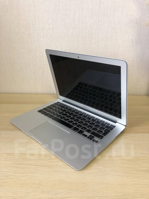 Apple MacBook Air 13 2017 Mid. 13.3", 1,8����, ��� 8 ��, ���� 128���, WiFi: 1, Bluetooth: 1, ����������� �� 8��. ����