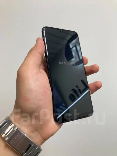 Samsung Galaxy M21. �/�, �����, 3G, 4G LTE, 5G, Dual-SIM, ����������, NFC ����
