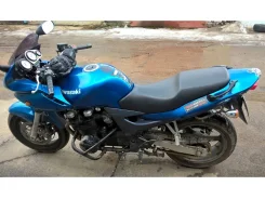 Kawasaki ZR-7S. 750����. ��., ��������, ���, � �������� ����