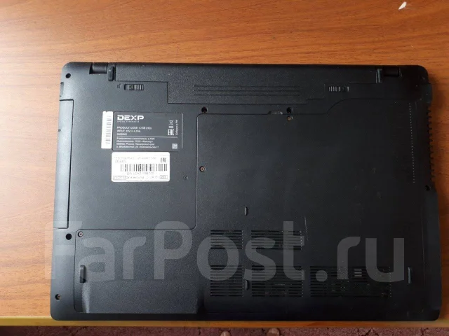 DEXP Atlas H132. 15.6", 2,6����, ��� 4 ��, ���� 500���, WiFi: 1, Bluetooth: 1, ����������� �� 4��. ����