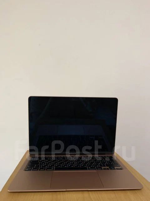 Apple MacBook Air 13 2020. 13.3", ��� 8 ��, ���� 256���, WiFi: 1, Bluetooth: 1, ����������� �� 18��. ����