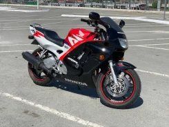 Honda CBR 600 ����