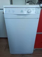 Indesit ����