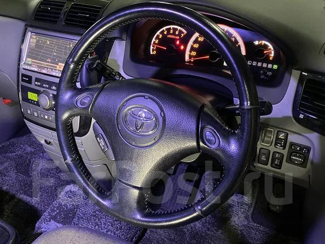 Toyota Ipsum. �������, 4wd, 2.4 (160��.�.), ������, 79 000����. ��, �/�, ��� ���. ��� ����� �� ������������ ����