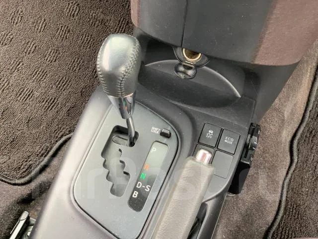 Toyota iQ. �������, ��������, 1.0 (68��.�.), ������, 46����. ��, �/�. ��� ����� �� ������������ ����