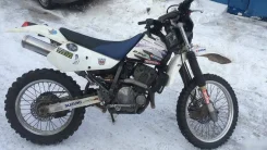 Suzuki DR 250 ����