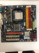 Socket AM2+ ����