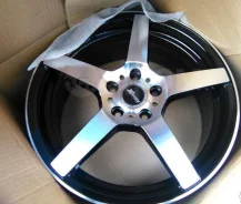 X-Race AF-07. 6.0x15", 4x100, ET40, �� 60,1���. ����