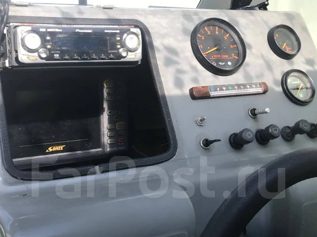 Nissan. 1993 ���, ����� 6,8��., ��������� ���������, 115��.�., ������ ����