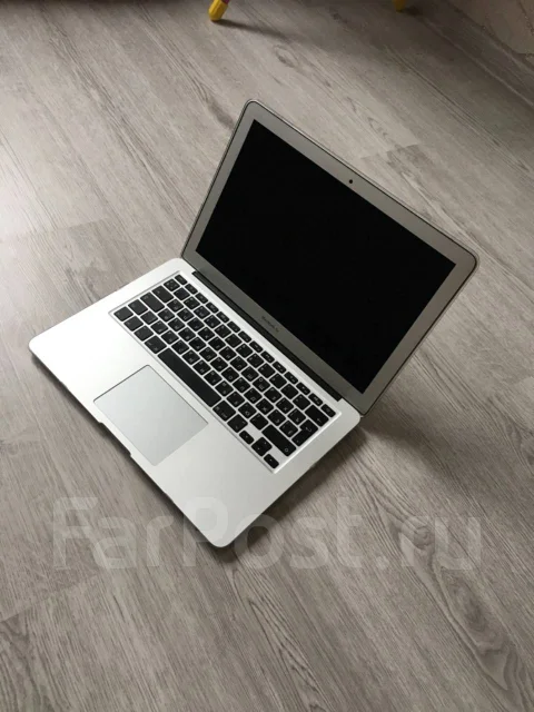 Apple MacBook Air 13 2015 Early. 13", ��� 4 ��, WiFi: 1, Bluetooth: 1, ����������� �� 12��. ����