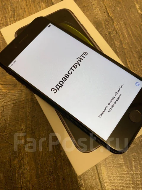 Apple iPhone SE. �/�, ������, 3G, 4G LTE, NFC ����