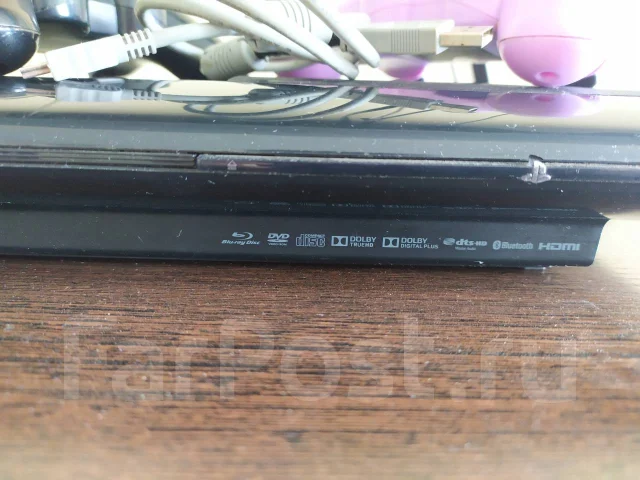 Sony PlayStation 3 Super Slim ����