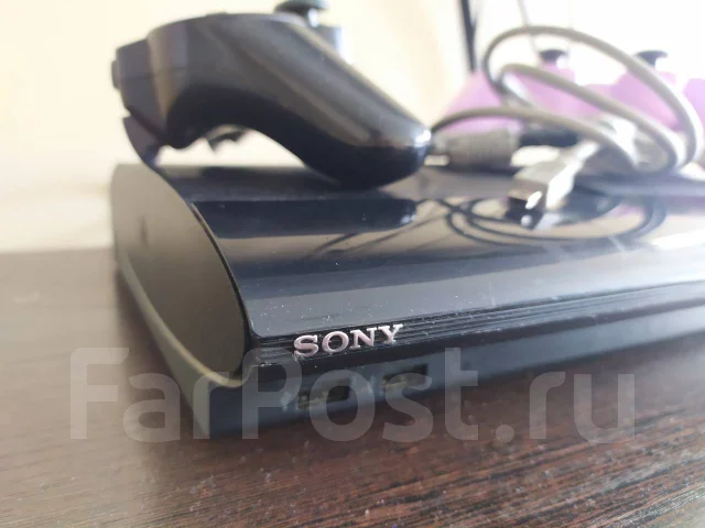 Sony PlayStation 3 Super Slim ����