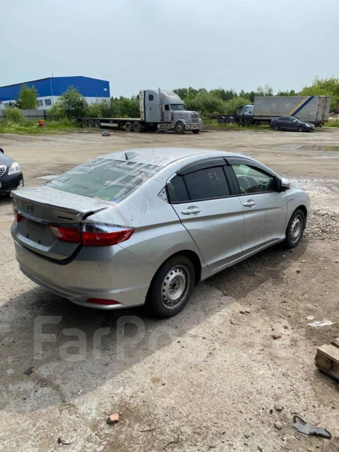 Honda Grace. GM4, LEB ����