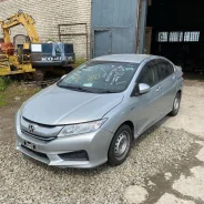 Honda Grace. GM4, LEB ����