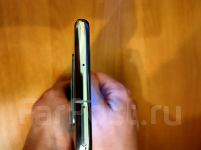 Samsung Galaxy S10+. �/� ����
