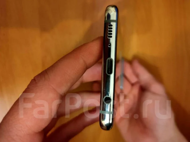 Samsung Galaxy S10+. �/� ����