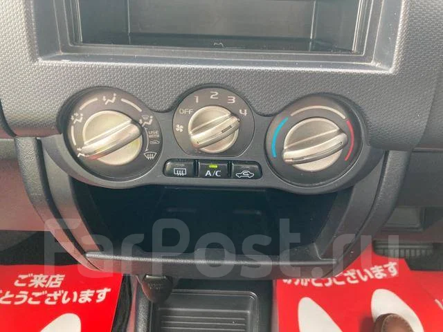 Nissan Kix. �������, 4wd, 0.7 (64��.�.), ������, 106����. ��, �/�. ��� ����� �� ������� ����