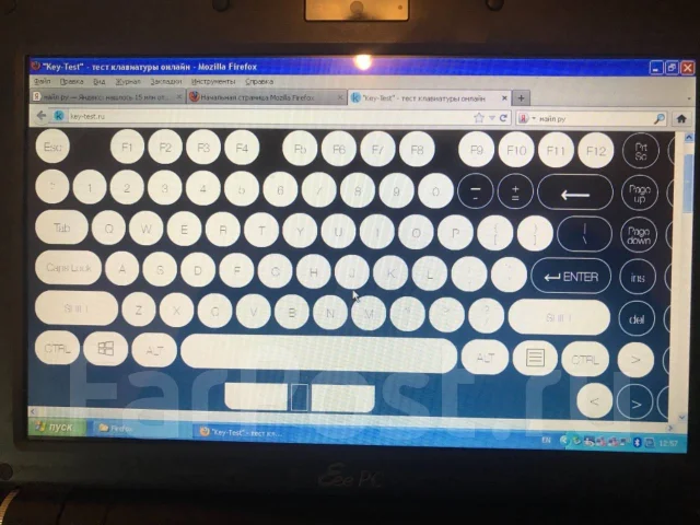 Asus Eee PC. 8.9", 1,6����, ��� 2048 ��, ���� 20���, WiFi: 1, Bluetooth: 1, ����������� �� 2��. ����