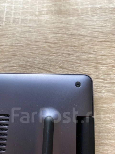Huawei MateBook. 15.6", 2,1����, ��� 8 ��, ���� 256���, WiFi: 1, Bluetooth: 1, ����������� �� 7��. ����