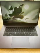 Huawei MateBook. 15.6", 2,1����, ��� 8 ��, ���� 256���, WiFi, Bluetooth, ����������� �� 7��. ����