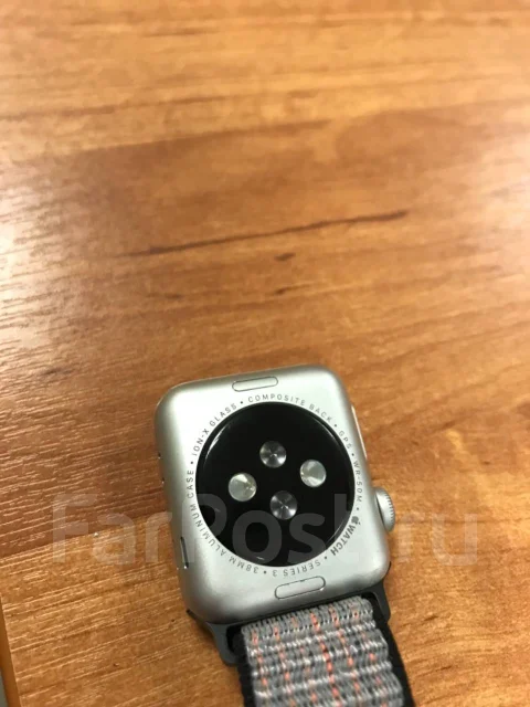 Apple Watch Series 3. GPS, NFC, IP67 ����