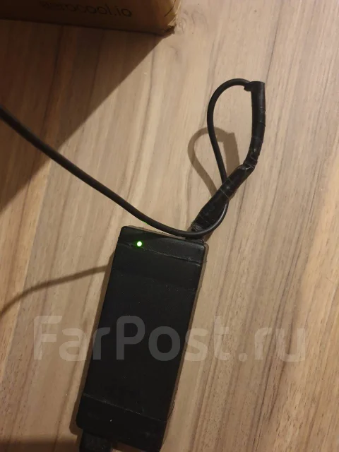 Asus K56C. 15.4", 1,8����, ��� 8 ��, ���� 620���, WiFi: 1, Bluetooth: 1, ����������� �� 3��. ����