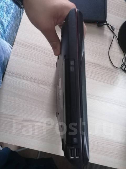 Samsung R580. 15.6", ��� 2048 ��, WiFi: 1 ����