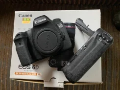 Canon EOS 6D Body ����