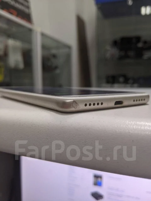 Xiaomi Redmi 5. �/�, �����, 3G, 4G LTE, Dual-SIM ����