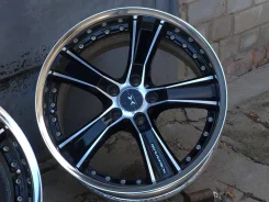 Weds Maverick 005S. 8.5/9.5x19", 5x114.3, ET37/49 ����