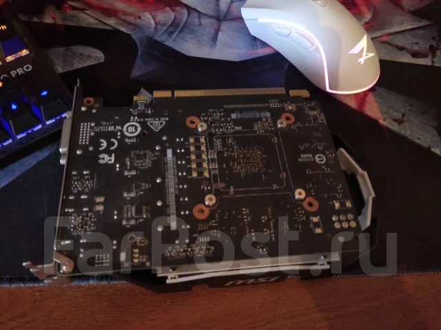 GeForce GTX 1050 ����