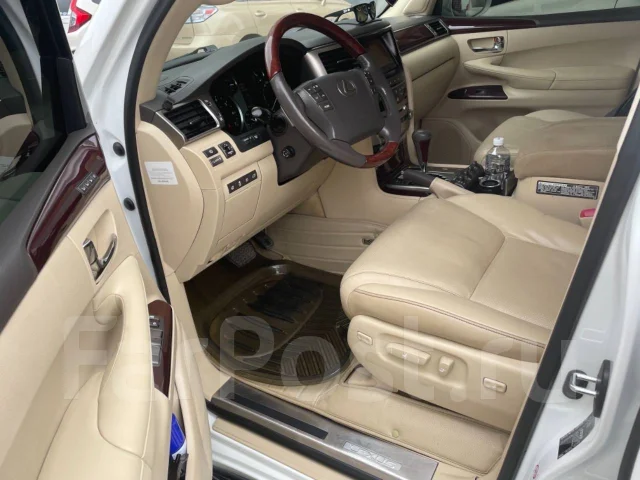 Lexus LX570. �������, 4wd, 5.7, ������, 152 000����. �� ����