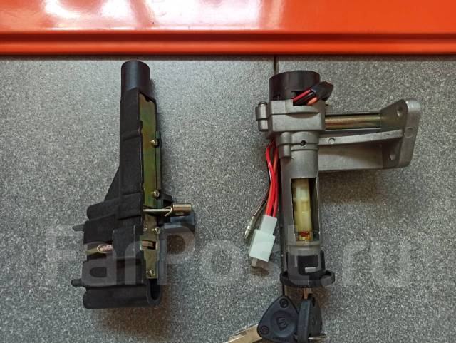 Замок зажигания Сузуки сепия, новый, в наличии. Цена: 800₽ в Хабаровске