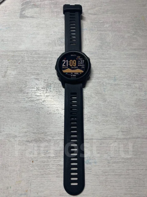 Garmin Forerunner 745. GPS, IP68 ����