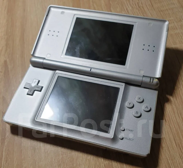 Nintendo DS Lite ����