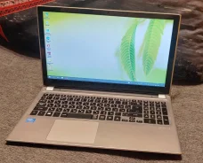 Acer Aspire V5-531. 15.6", 1,8����, ��� 4 ��, ���� 256���, WiFi: 1, Bluetooth: 1, ����������� �� 3��. ����