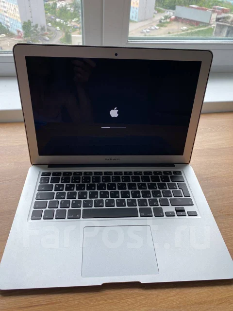 Apple MacBook Air 13 2017 Mid. 13.3", 1,8����, ��� 8 ��, WiFi: 1, Bluetooth: 1, ����������� �� 8��. ����