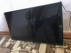DEXP F40D7100M. LED ����