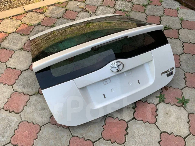 Не открывается багажник приус 20