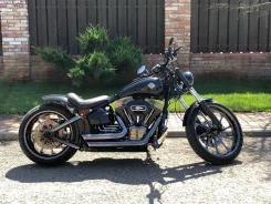 Harley-Davidson Breakout FXSB. 2 000����. ��., ��������, ���, � �������� ����