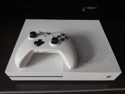 Microsoft Xbox One S ����