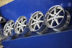 Work Gnosis GS3. 8.5/9.5x19", 5x120, ET30/35 ����