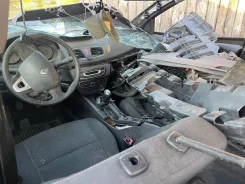 Renault Fluence ����